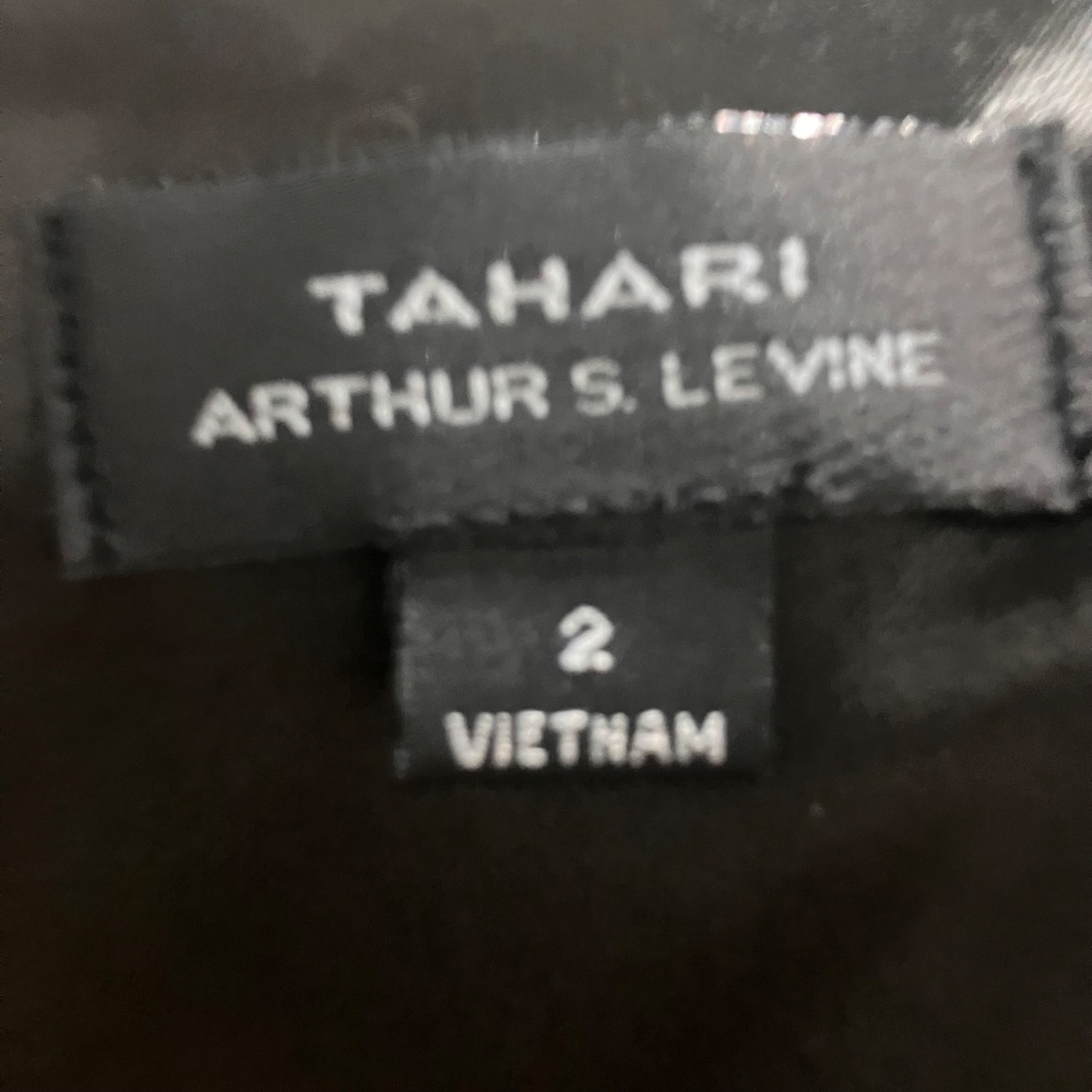 TAHARI Black, and white fitted dress - Picture 8 of 10